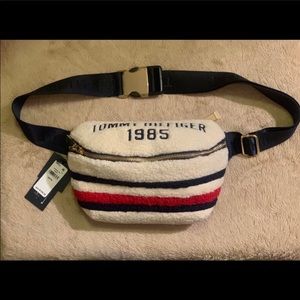 Tommy Hilfiger Sidney teddy Belt bag/ fanny pack